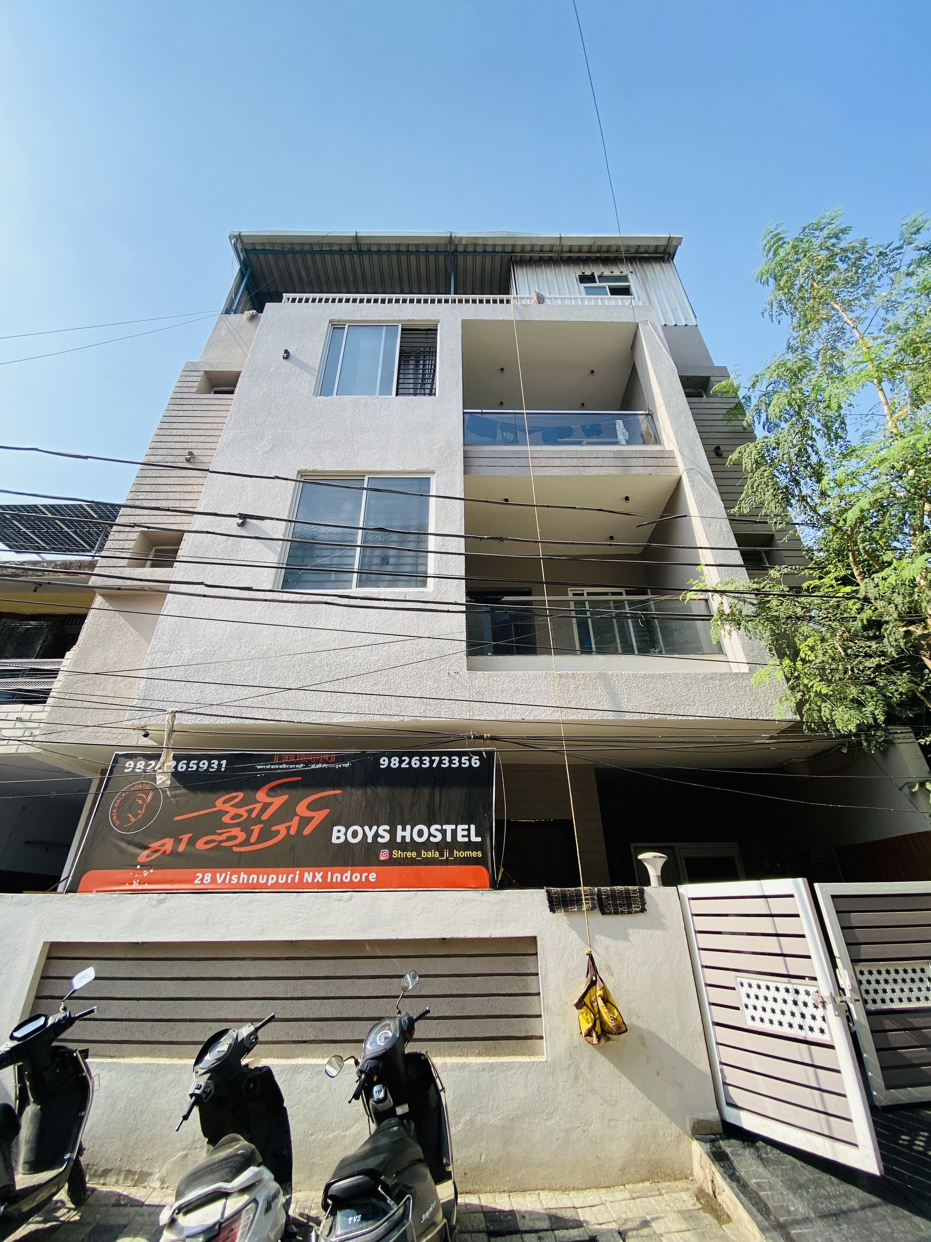 Shree Balaji Boys Hostel - Photo 1